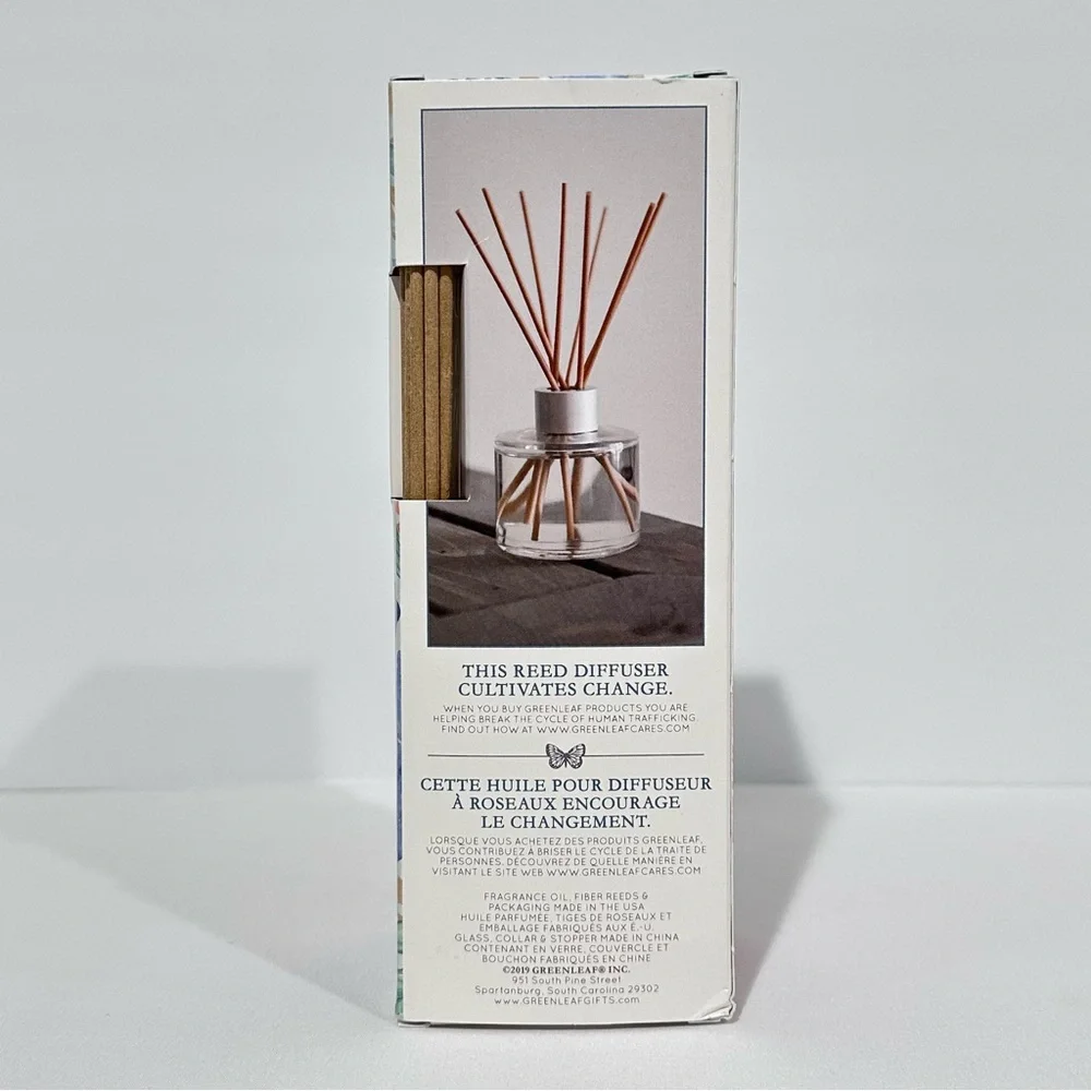 Green Leaf Seaspray Reed Diffuser - Picture 4 of 8